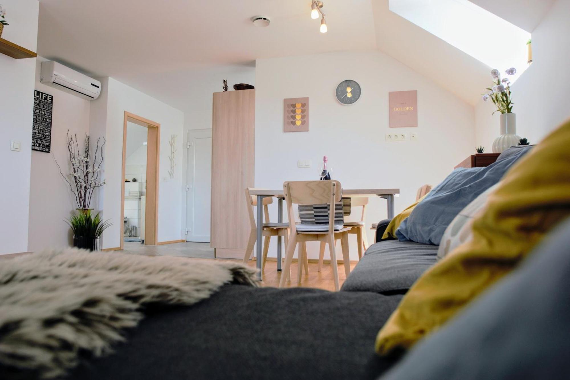 Domen'S Cozy Rentals Kranj Exterior foto