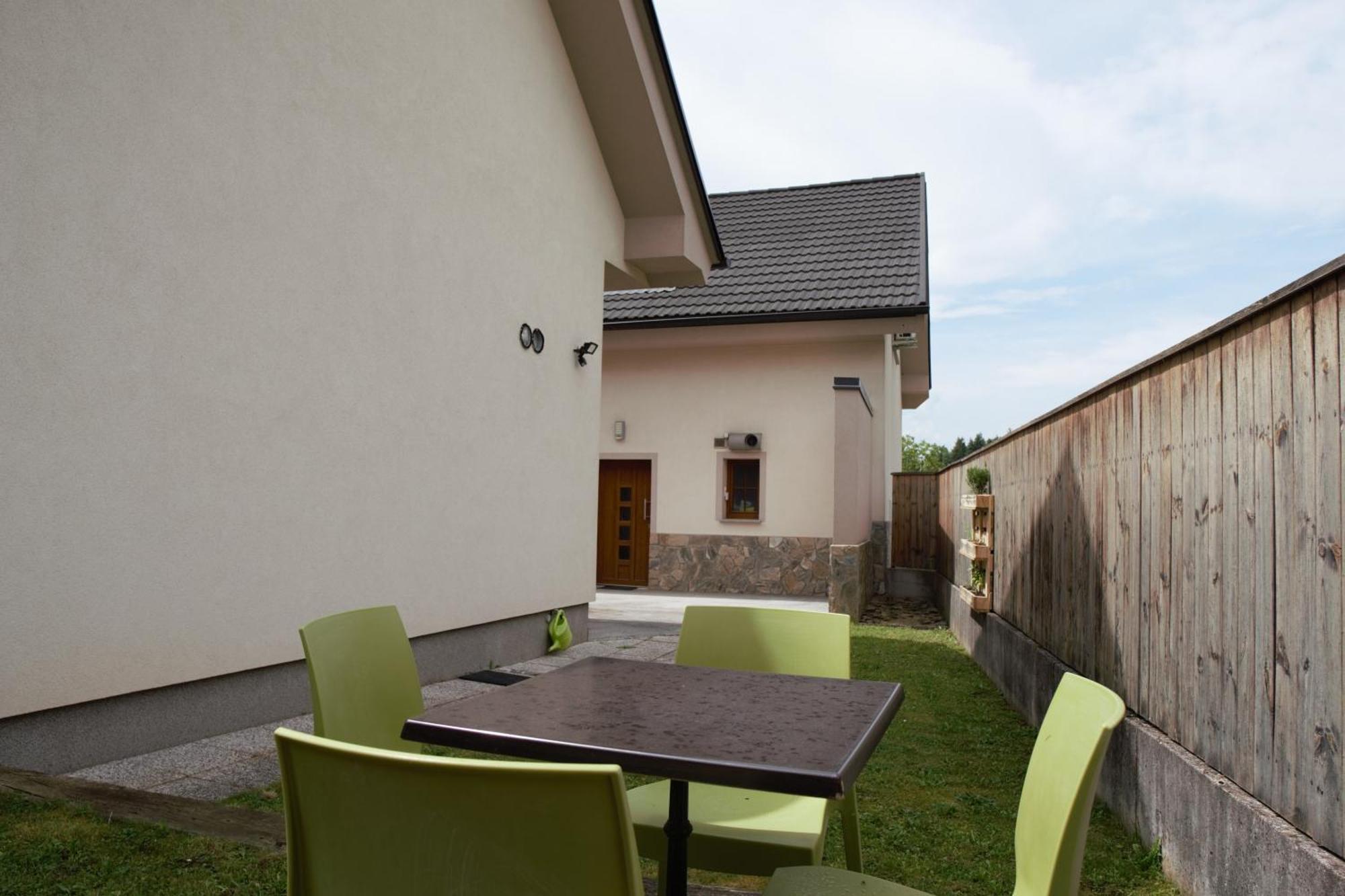 Domen'S Cozy Rentals Kranj Exterior foto